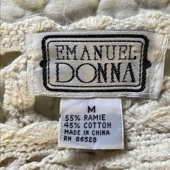 VTG Cream Floral Crochet Long Sleeve Cropped Sweater - Picture 5 of 6